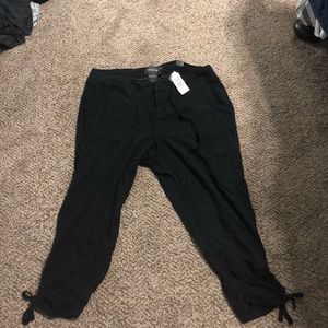 Torrid black crop pants